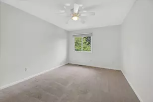 1452 Lockmoor Dr, Troy, MI 48084 - Photo 25