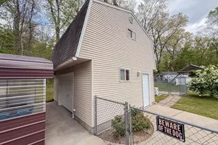 24599 Linden St, Dowagiac, MI 49047 - Photo 27