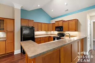 892 Bridge Crest Dr SE, Ada, MI 49301 - Photo 7