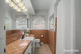 1406 Perkins Ave NE, Grand Rapids, MI 49505 - Photo 15