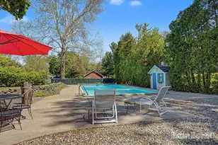 1406 Perkins Ave NE, Grand Rapids, MI 49505 - Photo 39