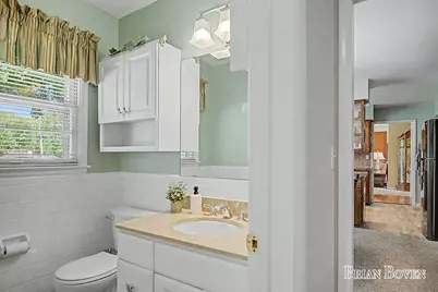 1406 Perkins Avenue NE, Grand Rapids, MI 49505 - Photo 11