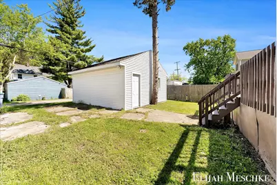 1026 Garfield Avenue NW, Grand Rapids, MI 49504 - Photo 37