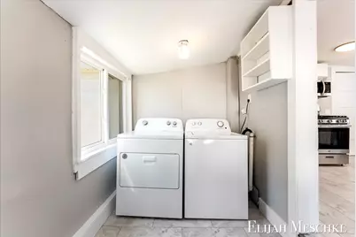 1026 Garfield Avenue NW, Grand Rapids, MI 49504 - Photo 31