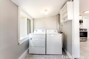 1026 Garfield Ave NW, Grand Rapids, MI 49504 - Photo 31