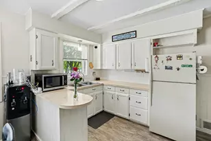 59 E 35th St, Holland, MI 49423 - Photo 9