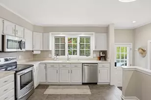 744 Lahser Rd, Bloomfield Hills, MI 48301 - Photo 9