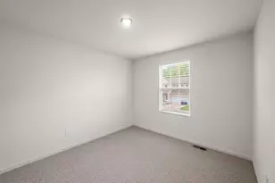 10344 Scarlet Oak Dr, Ypsilanti, MI 48198 - Photo 41