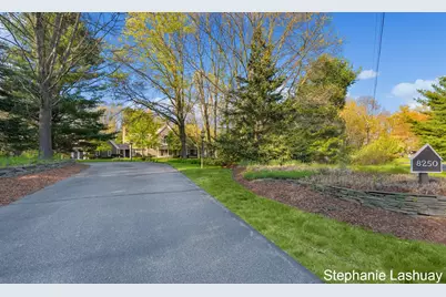 8250 Rum Creek Trail NE, Rockford, MI 49341 - Photo 107