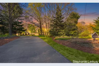 8250 Rum Creek Trail NE, Rockford, MI 49341 - Photo 7