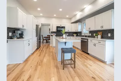 4118 Vanderbilt Avenue, Portage, MI 49024 - Photo 11