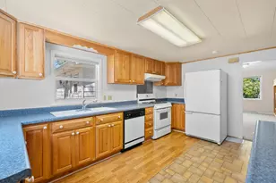 52320 Sheridan Rd, Paw Paw, MI 49079 - Photo 13