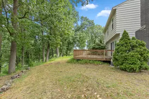2647 Manitoba Ct NE, Grand Rapids, MI 49525 - Photo 27