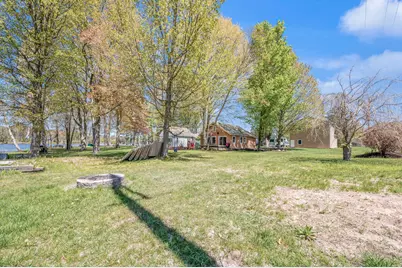 11035 Birchpark Drive, Stanwood, MI 49346 - Photo 9