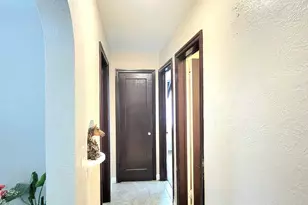 332 W 18th St, Holland, MI 49423 - Photo 9