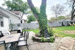 332 W 18th St, Holland, MI 49423 - Photo 31