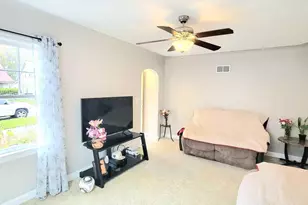 332 W 18th St, Holland, MI 49423 - Photo 7