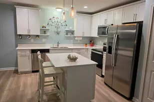 10340 Swan Lake Cir, Ypsilanti, MI 48197 - Photo 3