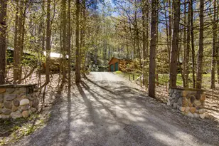 151 S Crestwood Dr, Suttons Bay, MI 49682 - Photo 15