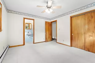 1077 Riverside Dr, Battle Creek, MI 49015 - Photo 17