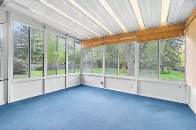 1077 Riverside Drive, Battle Creek, MI 49015 - Photo 11