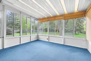 1077 Riverside Dr, Battle Creek, MI 49015 - Photo 11