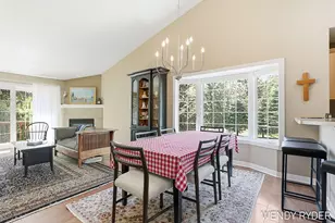 245 E Timberlake Dr, Holland, MI 49424 - Photo 13