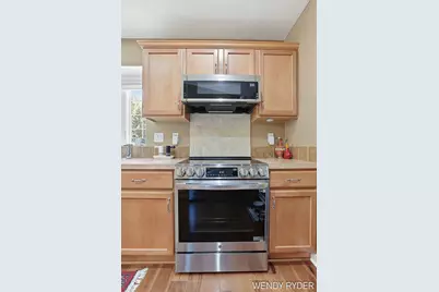 245 E Timberlake Drive, Holland, MI 49424 - Photo 11