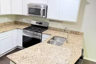 50508 Beechwood Ct, Plymouth, MI 48170 - Photo 9