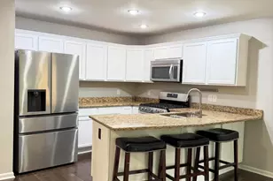 50508 Beechwood Ct, Plymouth, MI 48170 - Photo 11
