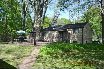 6446 Harrison Street, Coloma, MI 49038 - Photo 11