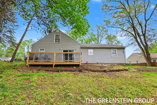 2541 Day Ave NW, Grand Rapids, MI 49544 - Photo 15