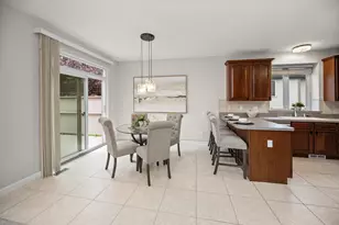22273 Abington Dr, Farmington Hills, MI 48335 - Photo 27