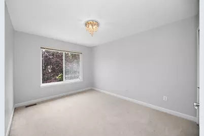 22273 Abington Drive, Farmington Hills, MI 48335 - Photo 37