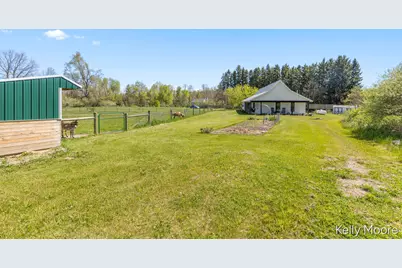 11117 W Snows Lake Road, Greenville, MI 48838 - Photo 25