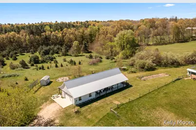 11117 W Snows Lake Road, Greenville, MI 48838 - Photo 33