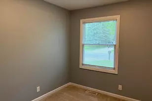 530 W Marshall St, Hastings, MI 49058 - Photo 13