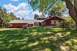 2305 Warner Dr, Holland, MI 49424 - Photo 3