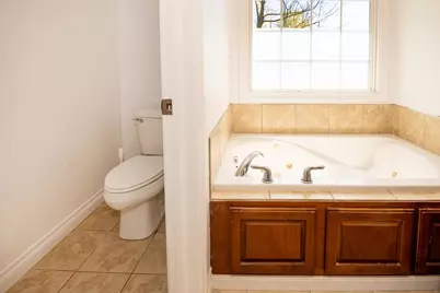 1401 Whispering Trail, Benton Harbor, MI 49022 - Photo 31