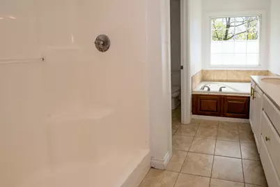 1401 Whispering Trail, Benton Harbor, MI 49022 - Photo 21