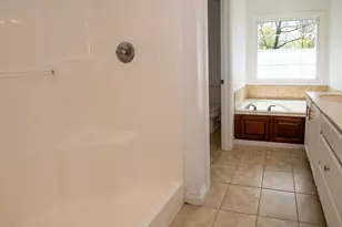1401 Whispering Trail, Benton Harbor, MI 49022 - Photo 21