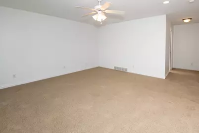 1401 Whispering Trail, Benton Harbor, MI 49022 - Photo 27
