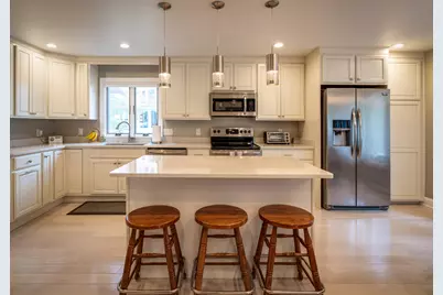 8838 Lakeshore Trail, Atlanta, MI 49709 - Photo 11