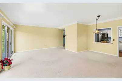 4040 Greenleaf Circle #410, Kalamazoo, MI 49008 - Photo 11