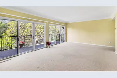 4040 Greenleaf Circle #410, Kalamazoo, MI 49008 - Photo 9