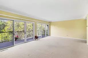 4040 Greenleaf Cir, Kalamazoo, MI 49008 - Photo 9