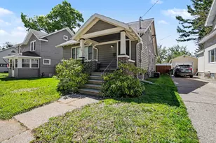 921 Ireland Ave, Muskegon, MI 49441 - Photo 3
