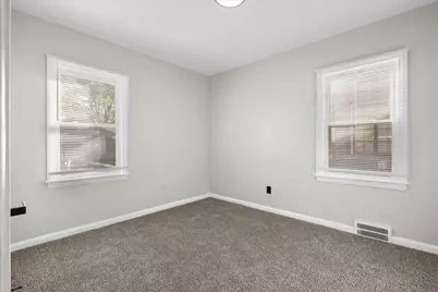 10042 Grayton Street, Detroit, MI 48224 - Photo 13