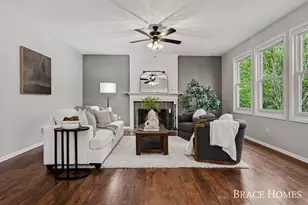 4570 Gascony Dr SE, Grand Rapids, MI 49546 - Photo 11