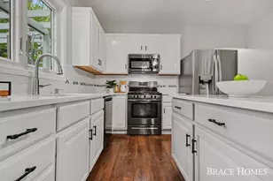 4570 Gascony Dr SE, Grand Rapids, MI 49546 - Photo 9